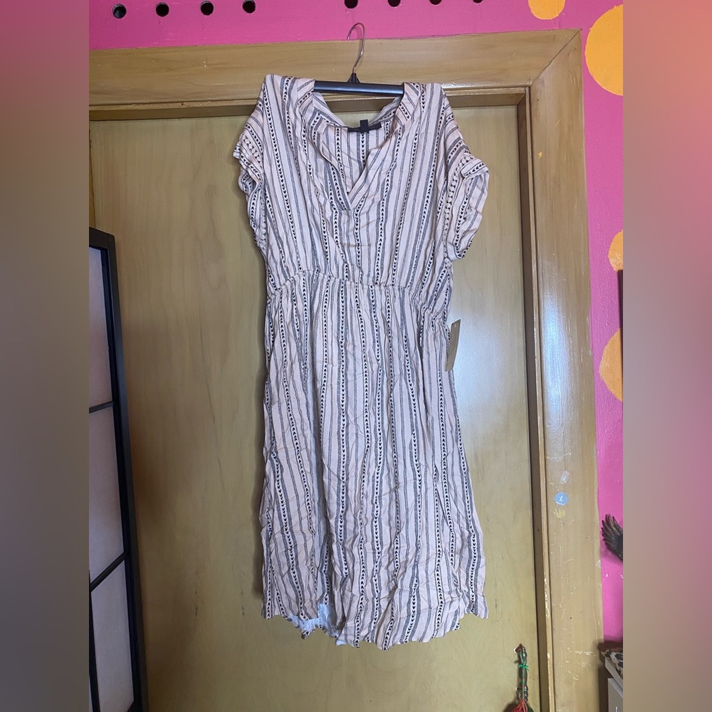 Sweet Wanderer Maternity Dress XL